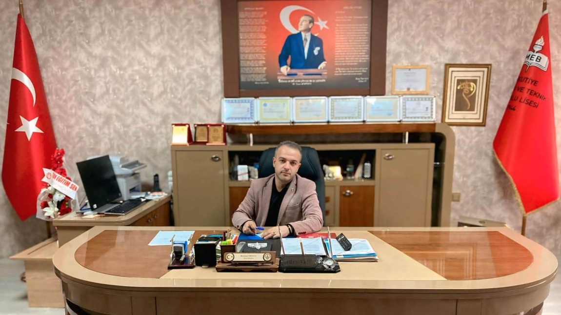 Burhan ERSOY - Okul Müdürü