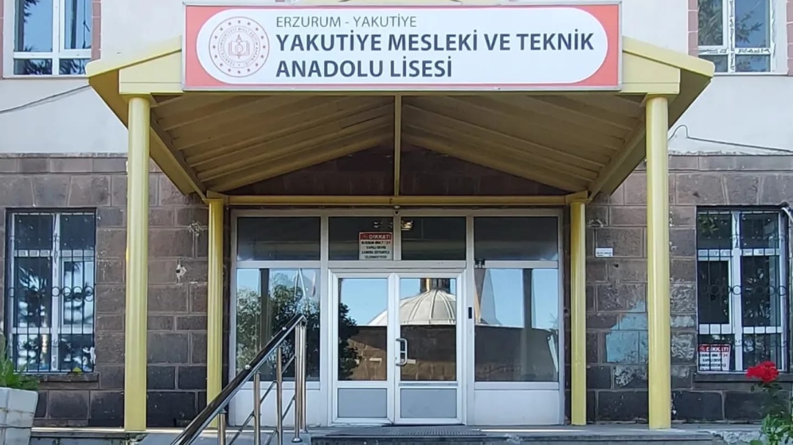 Yakutiye Ticaret Mesleki ve Teknik Anadolu Lisesi Fotoğrafı